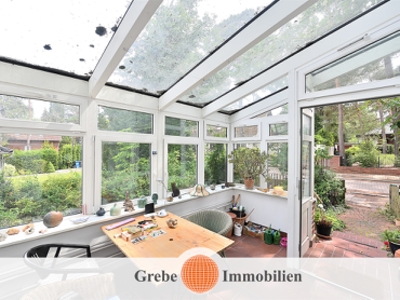 Charmante Haushäflte im Grünen sucht Architekturliebhaber!